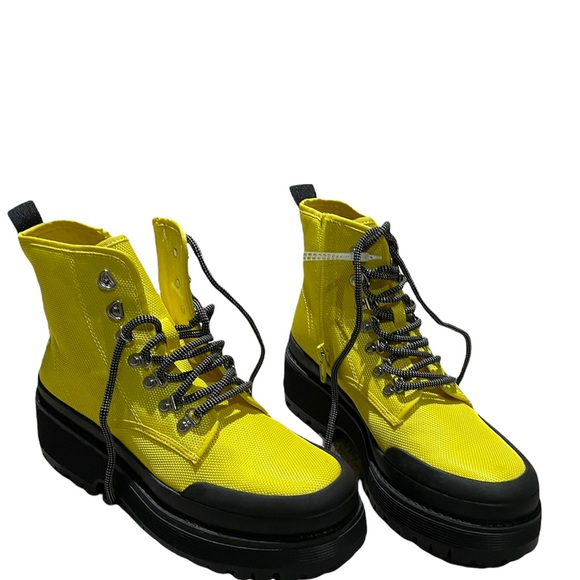 NEW Steve Madden Timbor Lace Up Bootie Yellow SZ-8 - Picture 5 of 6